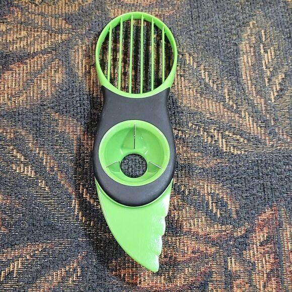 OXO Good Grips 3-in-1 Avocado Slicer #2 - Picture 3 of 5